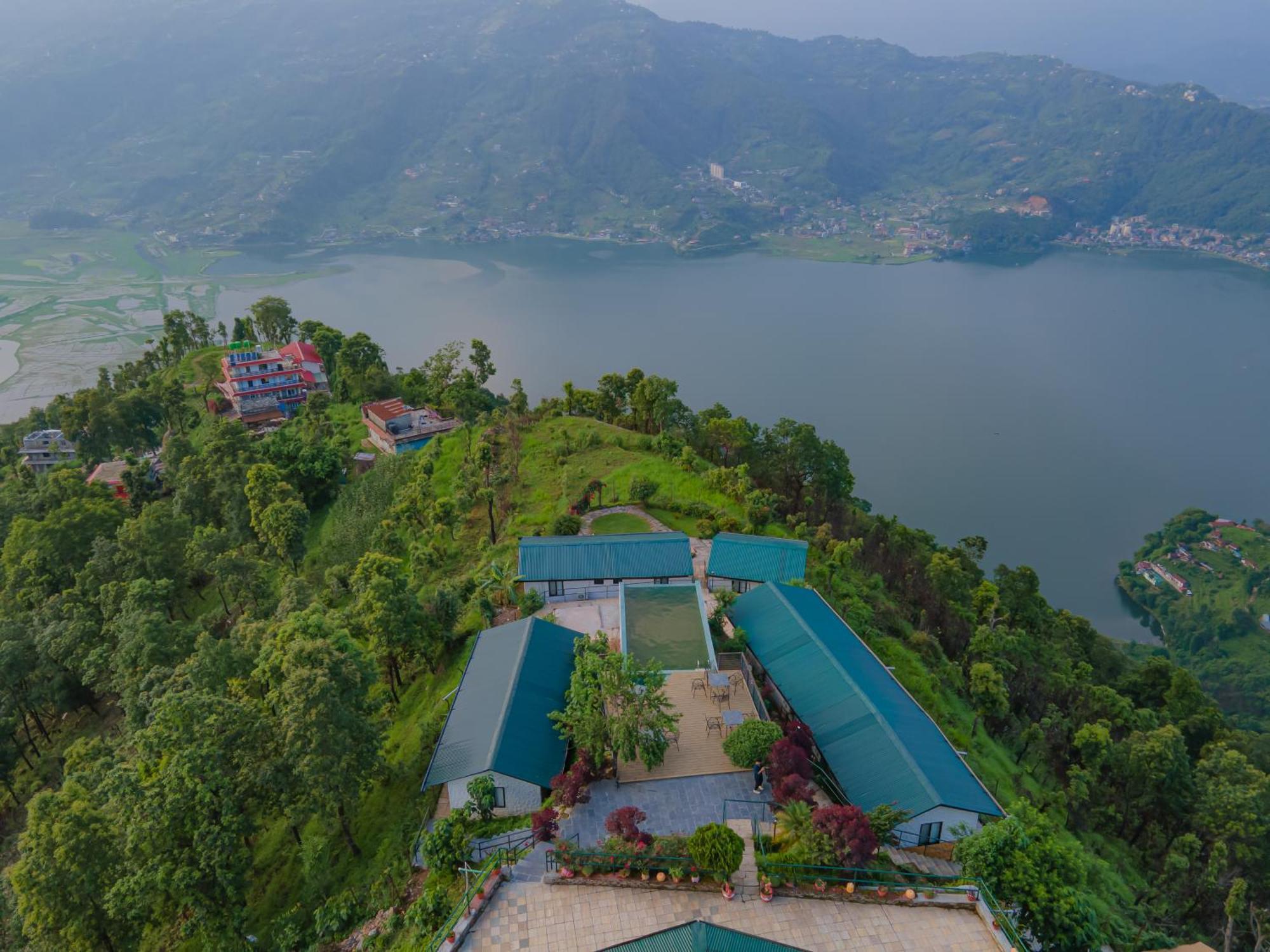 Raniban Retreat Hotel Pokhara Ngoại thất bức ảnh