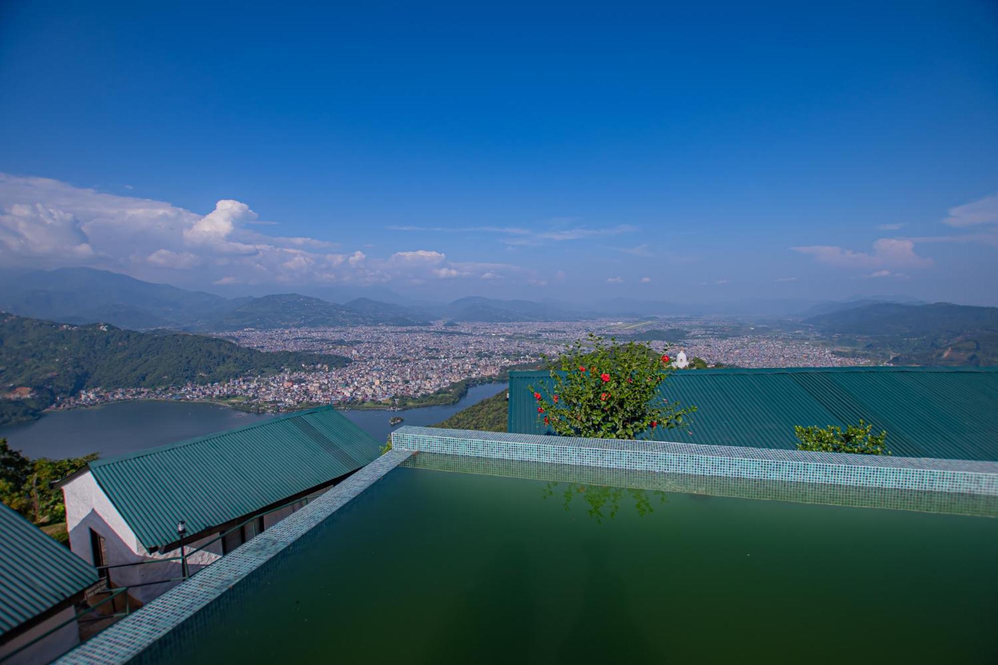 Raniban Retreat Hotel Pokhara Ngoại thất bức ảnh
